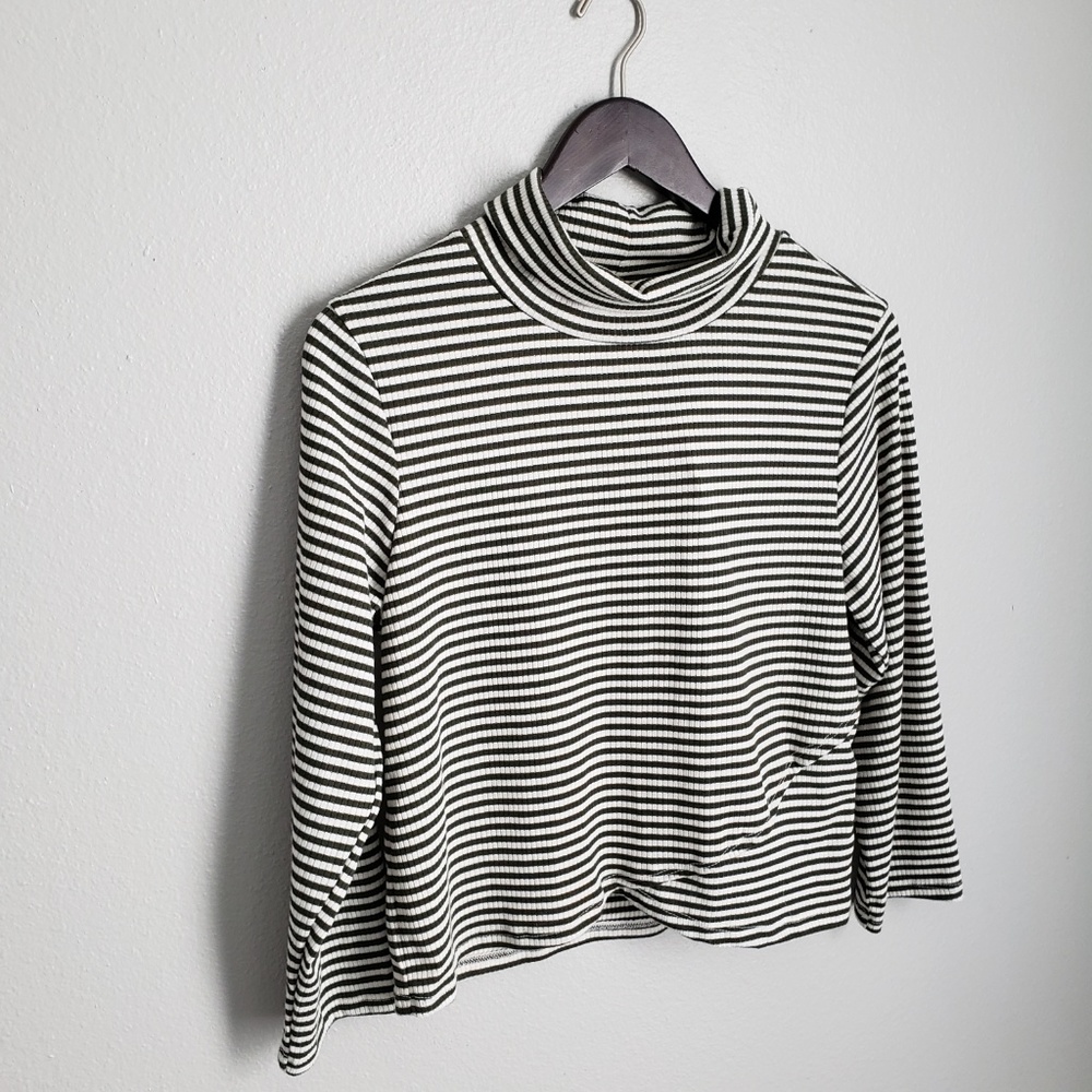 New HIATUS  | Long Sleeve- XL - Picture 2 of 6
